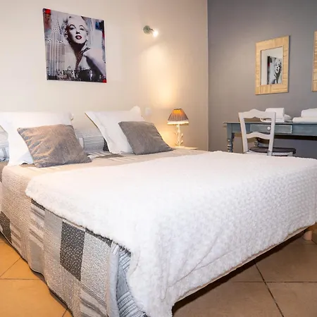 Maison De בית נופש *